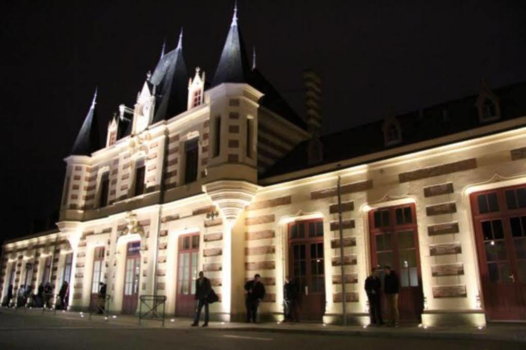 Hotel Le Petit Billot Vitré Extérieur photo